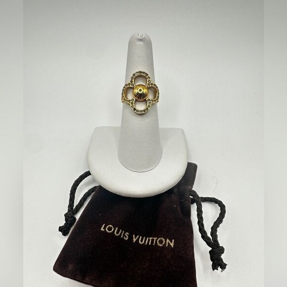 Authentic Louis Vuitton Berg Flower Power Ring with dust bag! - Picture 5 of 14